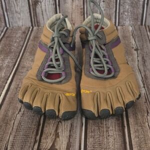 Sz 38 / 7.5-8 Womens Vibram FiveFingers Trek Ascent Insulated Tan Shoes VGUC!